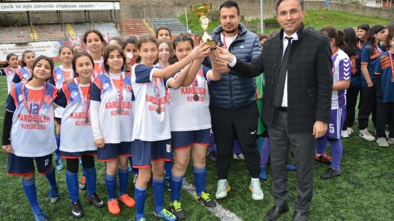Zonguldak’ı Kdz. Ereğli kız takımları temsil edecek