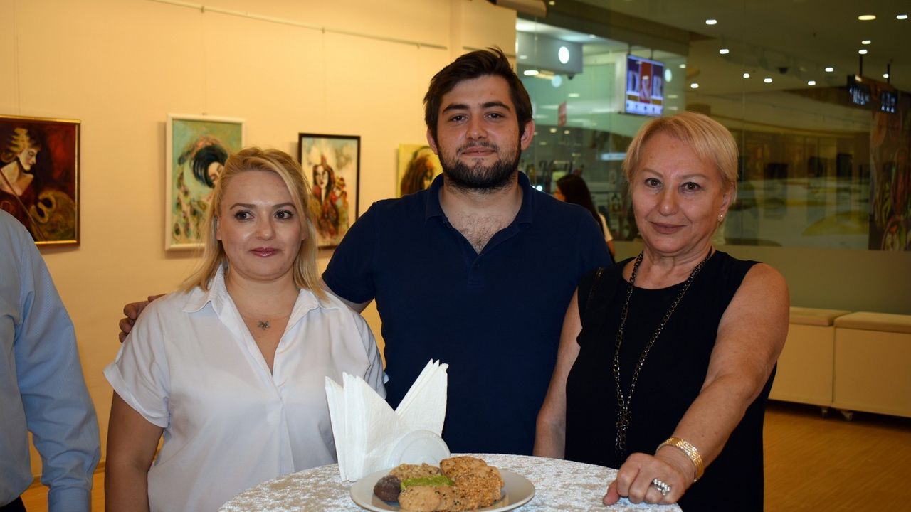 Ergül’ün SANKO sanat galerisi’nde açtığı sergi devam ediyor