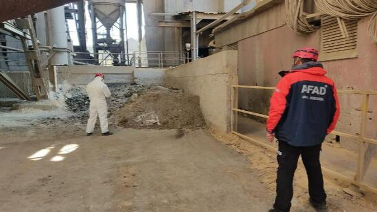 Çimento fabrikasının soğutma sisteminde patlama 1 yaralı