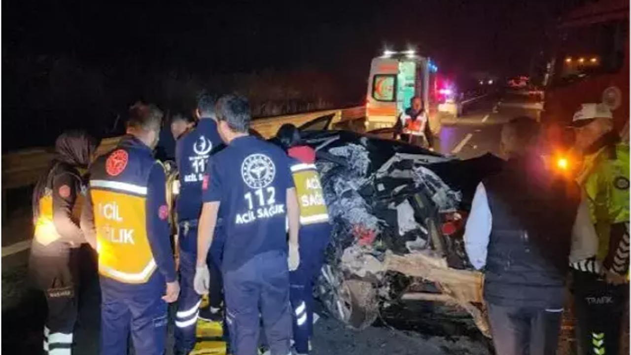İBB Meclis Üyesi'nin otomobili yayaya çarptı 1 ölü 2 yaralı