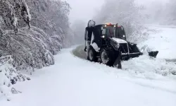 24 Köy yolu kardan kapandı
