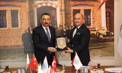Vali Hacıbektaşoğlu, Oğuz Ünlüer'i ziyaret etti