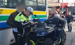 Polisin ihtarına uymadı trafiği birbirine kattı
