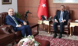 22'nci Dönem Milletvekili Akın'dan Hacıbektaşoğlu'na ziyaret