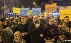 İmamoğlu'nun gözaltına alınmasını protesto ettiler...