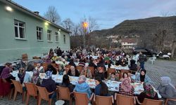 Sadi Soysal mahalle sakinlerine iftar programı düzenledi...