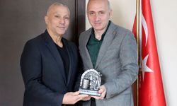 Demir, Başhekim Dr. Murat Altuntaş’ı ziyaret etti.