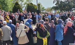 42 hacı adayı dualarla yola çıktı...