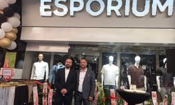 Ülker kardeşler ESPORİUM mağazasını açtı...