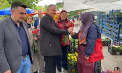 Milletvekili Saffet Bozkurt’tan Anneler Günü jesti...