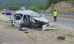 Menfeze çarpıp parçalandı… 1 ölü 3 yaralı…