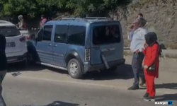 Kepez'de kaza... 4 araç birbirine girdi...