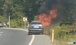 Aniden alevler içinde kaldı... Ekipler yetişti...