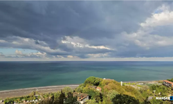 Aynı anda hem gökkuşağı hem de hortum oluştu...