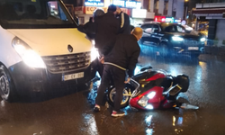 Korkunç kaza... Otomobil motosiklete çarptı...