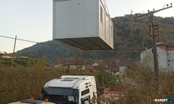 Evleri zarar görmüştü...  Kaymakamlıktan yardım eli uzandı..