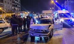 Zincirleme kaza, yaralılar var... Ekipler olay yerinde...