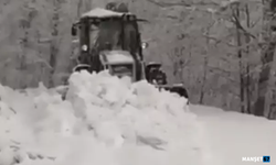 Kent merkezi beyaza büründü... 37 köy yolu kapandı..