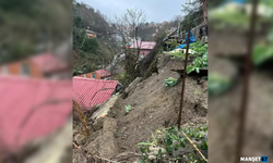 Zonguldak'ta heyelan nedeniyle 2 ev boşaltıldı...