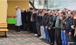 Kaçak ocakta ölen madenci, toprağa verildi...