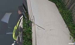 Okula zarar verdiler... Kameraya yakalandılar...