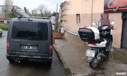 Kamyonet motosiklete arkadan çarptı…