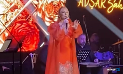 Nostalji Kraliçesi Muazzez Ersoy, unutulmaz bir gece yaşattı