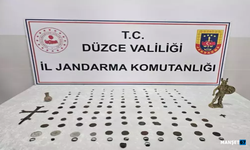 136 parça tarihi eser ele geçirildi; 2 gözaltı...
