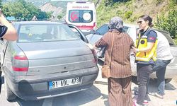 Önce TIR’la çarpıştı… Sonra otomobile çarptı…