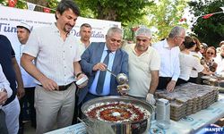 Ereğli belediyesi, binlerce aşure dağıttı…