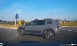 Kavşakta otomobil cipe çarptı; 5 yaralı
