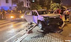 Otomobil polis aracıyla çarpıştı: 2 polis yaralı