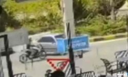 Motosiklet ve otomobil kazası kamerada…