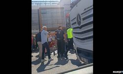 Otomobil motosiklet ile çarpıştı…