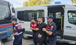 Bıçağı çekip hedef gözetmeden salladım…