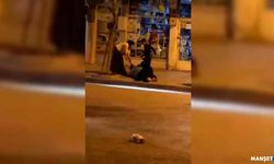 İki kadının sopalı kavgası kamerada…