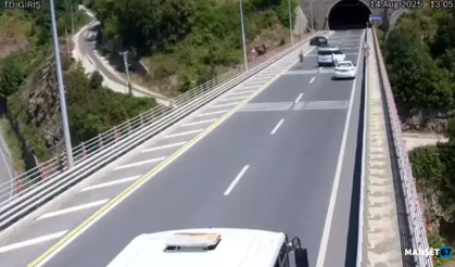 Kozlu'da ilginç kaza... Otomobil bariyere çarptı...