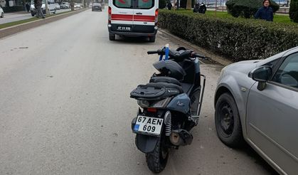 Motosiklet yayaya çarptı... Hastaneye kaldırıldı...
