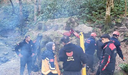 Uçuruma yuvarlanmışlardı… Olay yerinden ilk görüntüler…