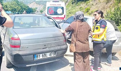 Önce TIR’la çarpıştı… Sonra otomobile çarptı…