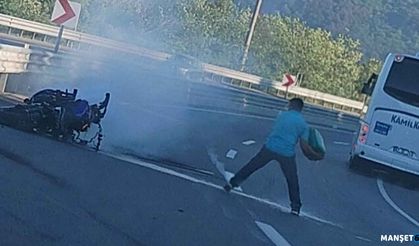 Motosiklet alev aldı… Sürücü ağır yaralandı…