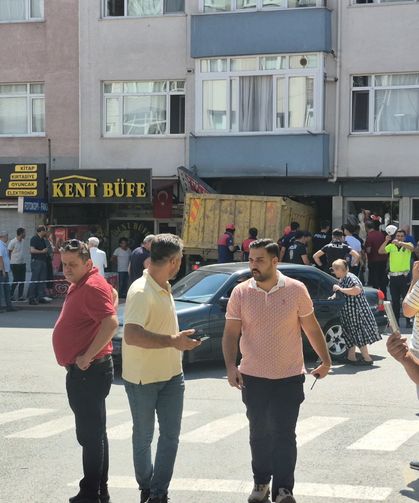 Freni patladı... İş yerine girdi...