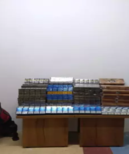 Yolcu otobüsünde bagajından bakın neler çıktı...