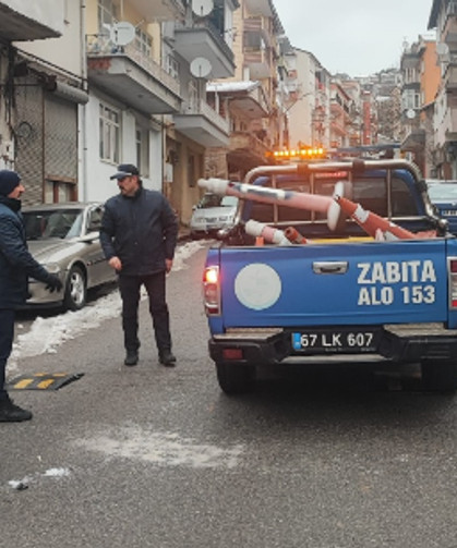 Kaldırım işgallerine karşı temizlik sürüyor...