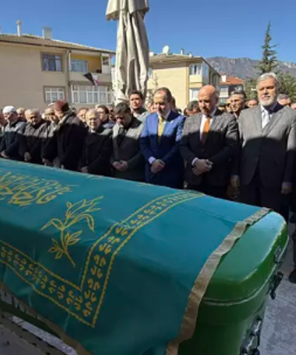 Fatih Erbakan, cenaze namazına katıldı...