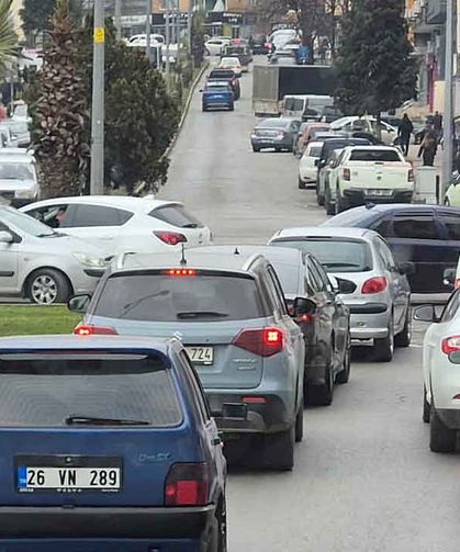 Ara geçiş kapanmalı mı? Trafik rahatlar mı?