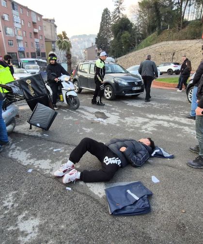 Meydanbaşında motosiklet kazası... Hastaneye kaldırıldı...