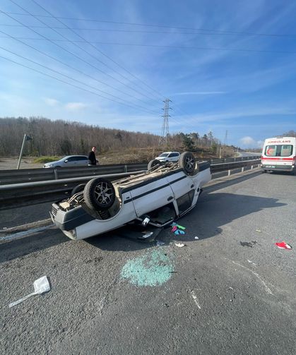 Viraja giremedi... Takla attı....