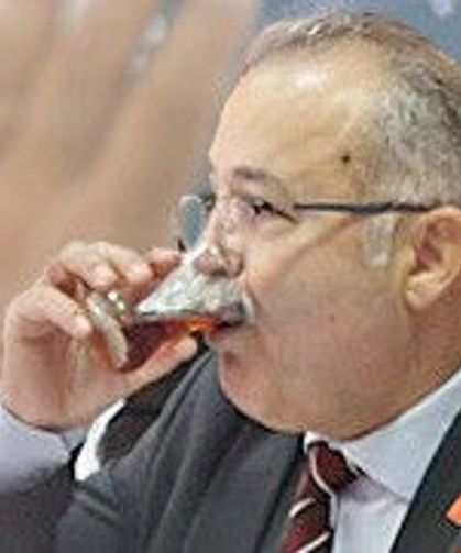 Seçimi kaybetti... CHP'yi karıştırmayı devam ediyor...