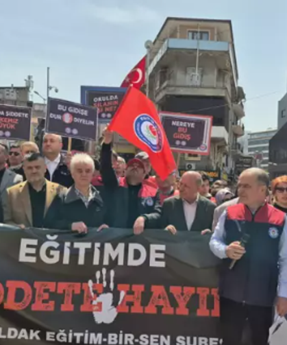 Öğretmene uzanan el, geleceğe uzanmıştır...